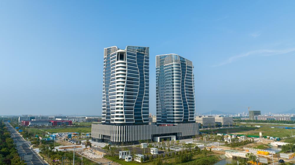 房地產(chǎn)公司“國(guó)慶” 堅(jiān)守1